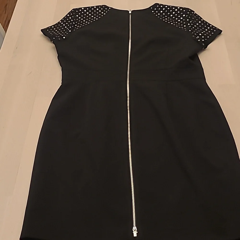NWOT Calvin Klein Black Silver Studded Short Sleeved Fully Zip Back Midi Dress - Picture 6 of 15